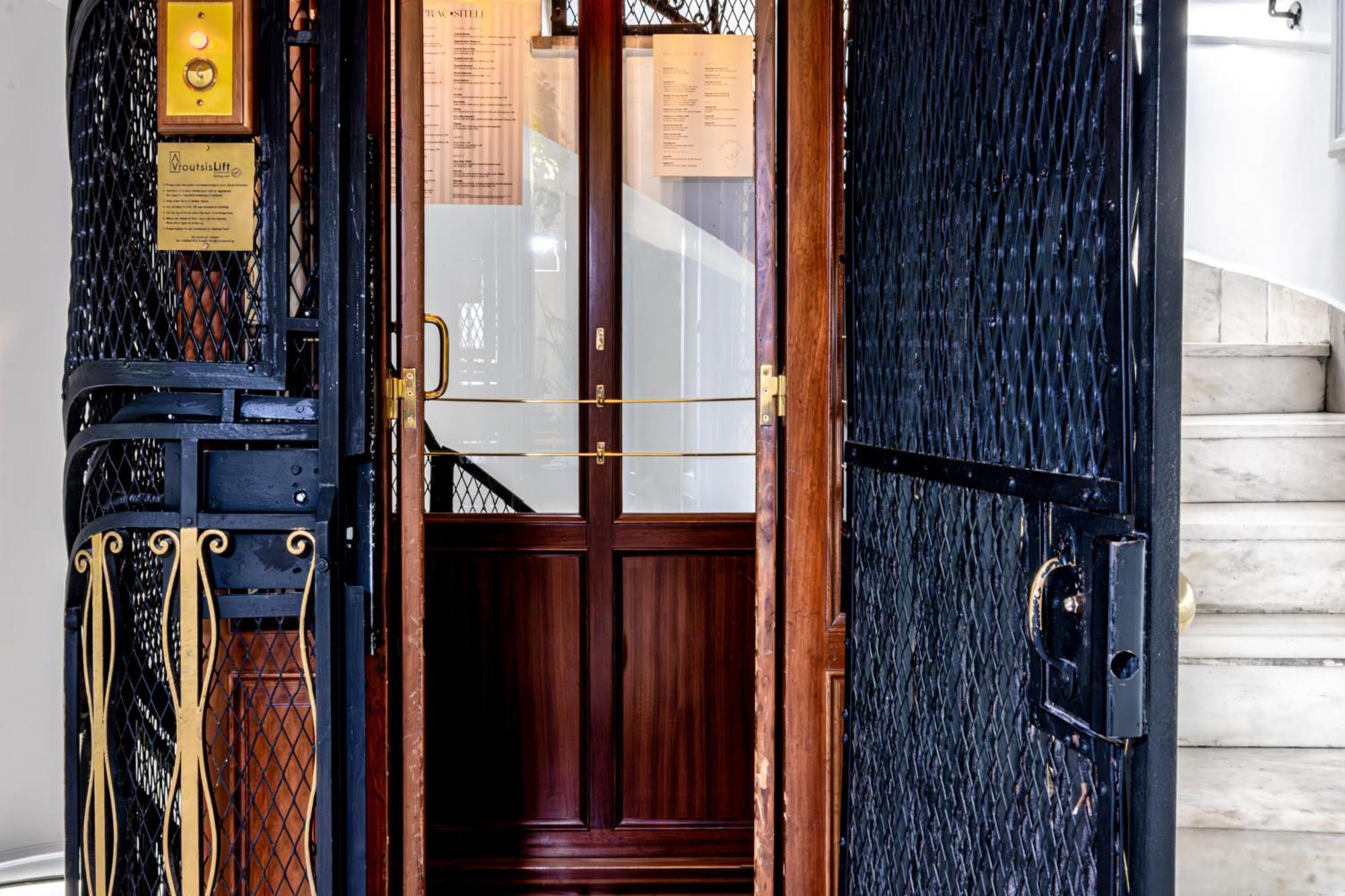 Belle Epoque Suites Athènes Extérieur photo